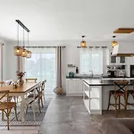Villa By Aneo Travel Kaštelir