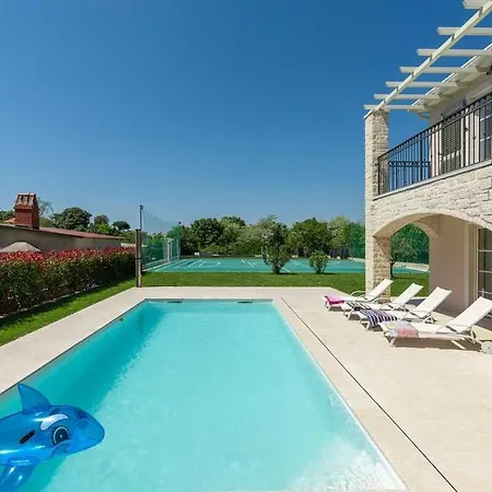 Villa By Aneo Travel *